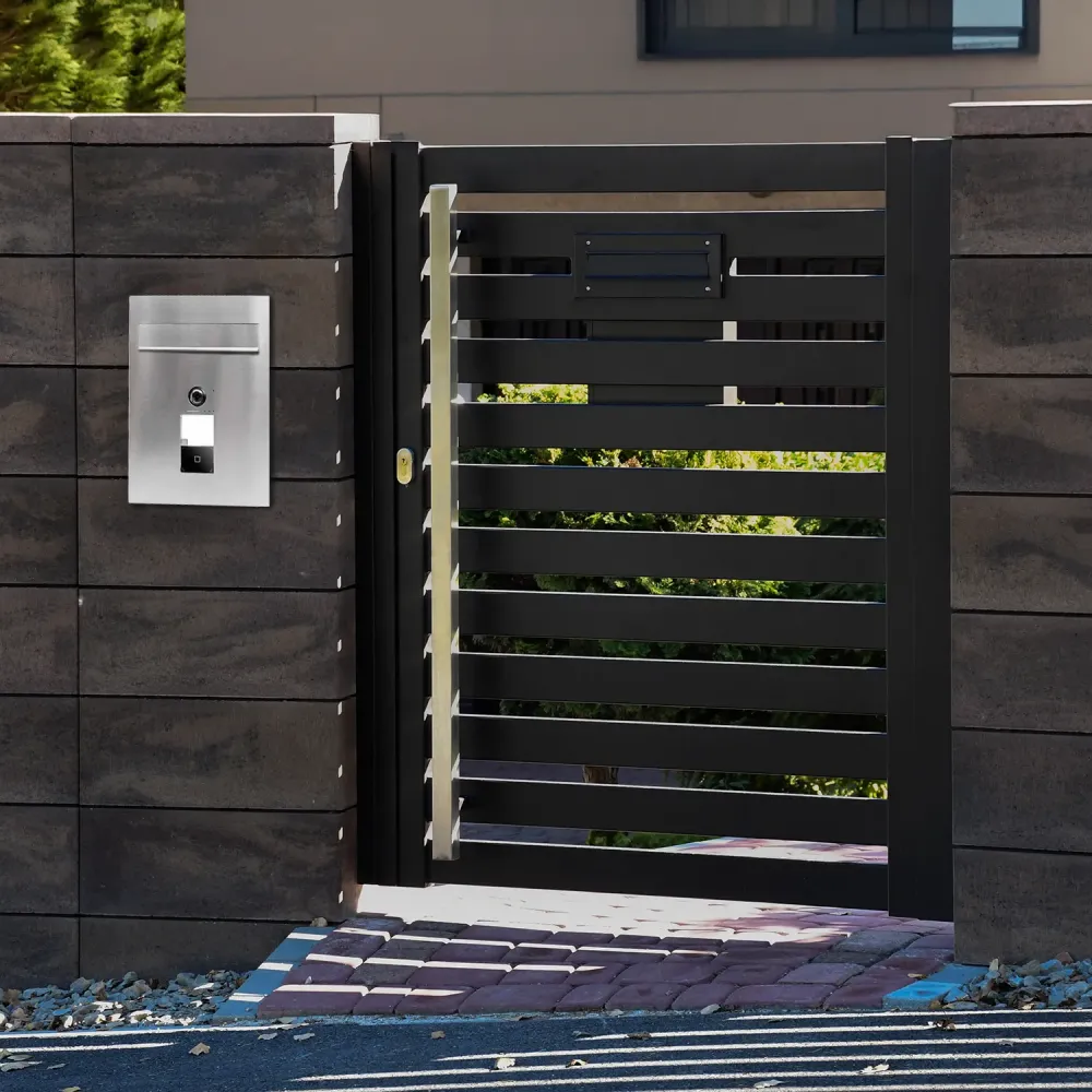 Mała skrzynka na listy z wideodomofonem i czytnikiem RFID SMVM IP