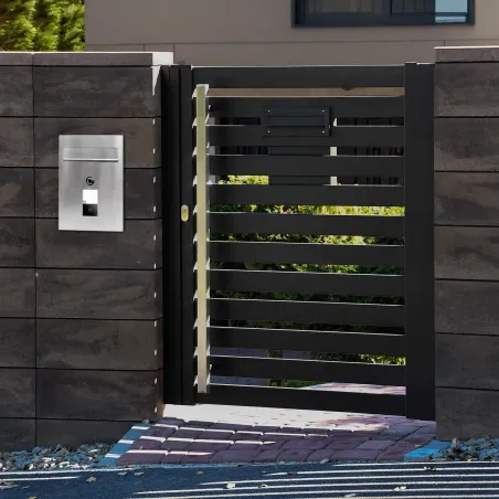 Mała skrzynka na listy z wideodomofonem i czytnikiem RFID SMVM IP