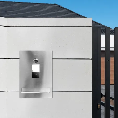 Duża skrzynka na listy z wideodomofonem i czytnikiem RFID SDVM IP