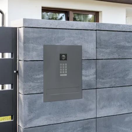Duża skrzynka na listy z wideodomofonem i klawiaturą mechaniczną SDVM X