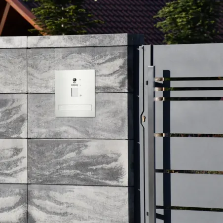 Duża skrzynka na listy z wideodomofonem i czytnikiem RFID SDVM DUO