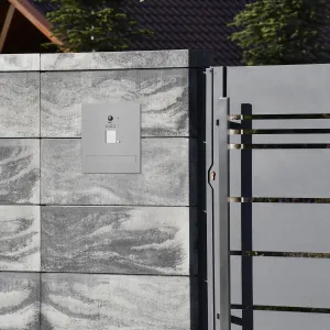 Duża skrzynka na listy z wideodomofonem i czytnikiem RFID SDVM DUO